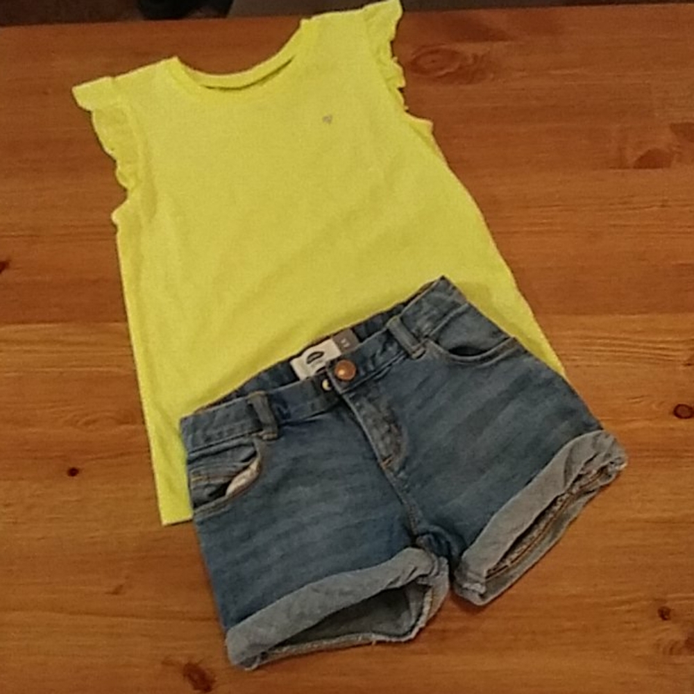 Matching summer sets - Picture 4 of 5